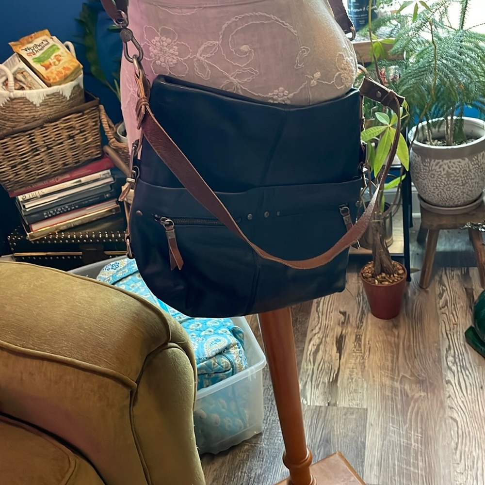 The sac leather crossbody